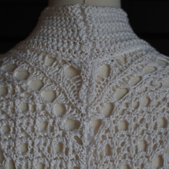 Dana Buchman | Crochet White Shrug - Picture 5 of 6